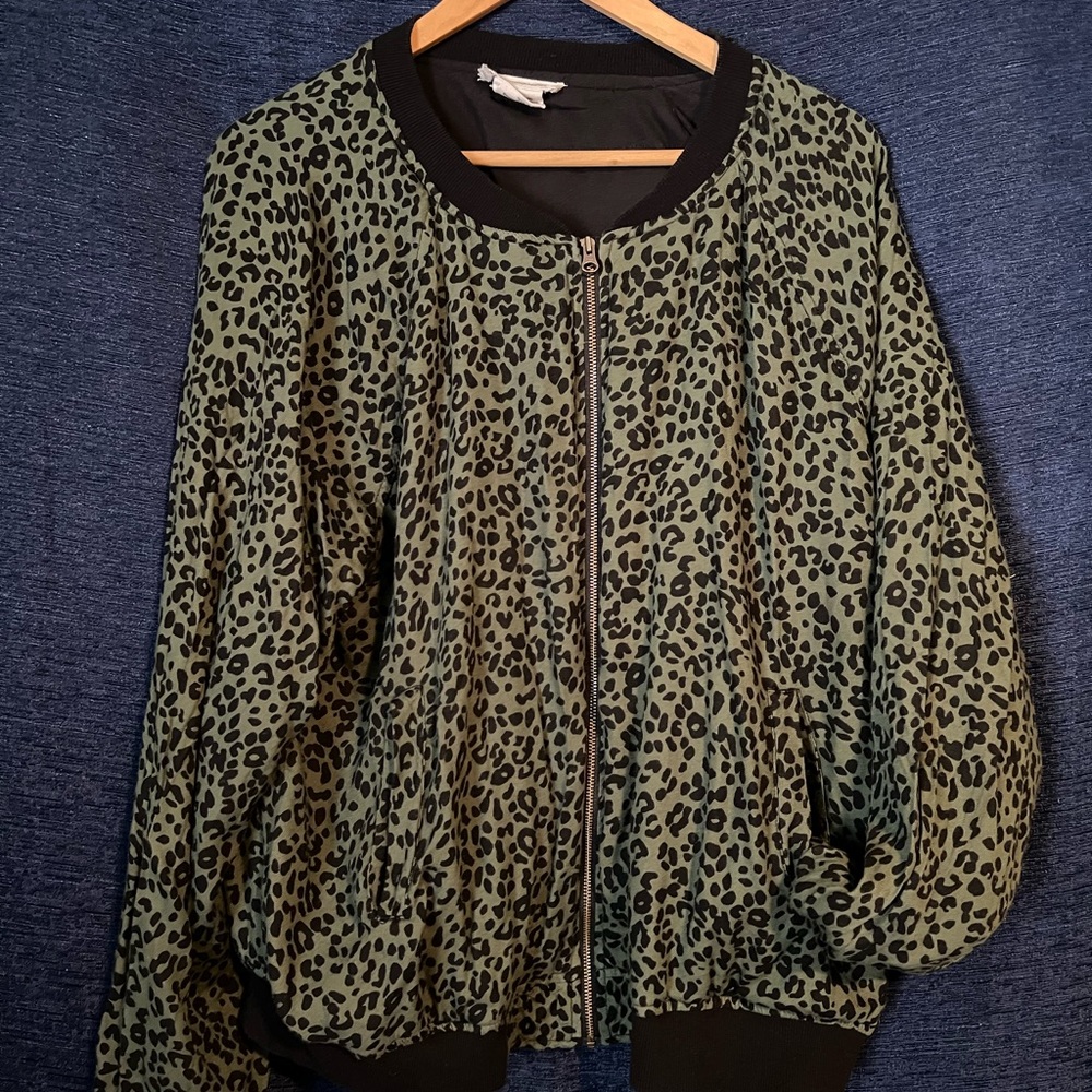 Green Leopard Print Bomber Jacket